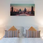 شقة Washingtonova Cr