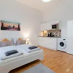 Washingtonova Cr شقة *