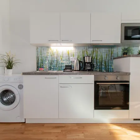 Washingtonova Cr Apartment Prag