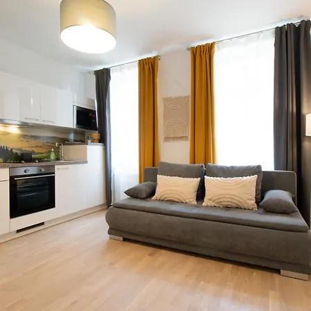Washingtonova Cr Apartment Prag